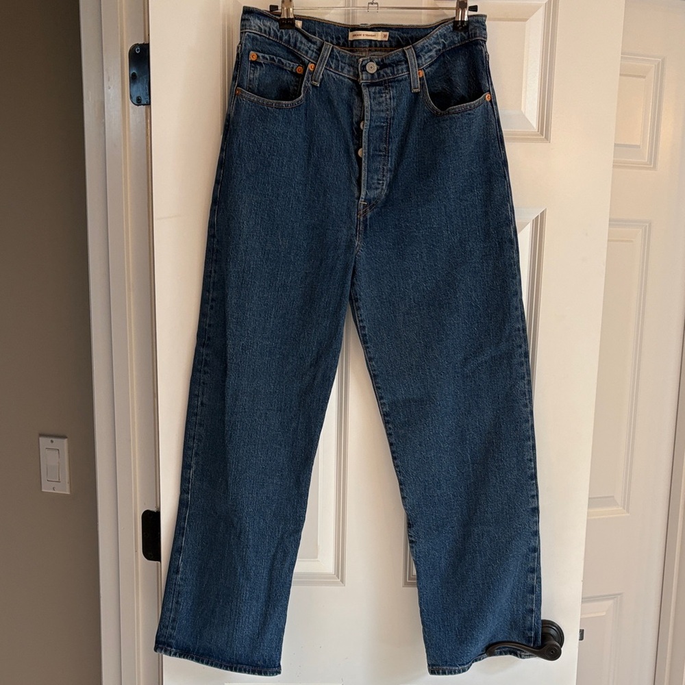 LEVI’s Button Fly Ribcage Ankle Jeans 30x27
